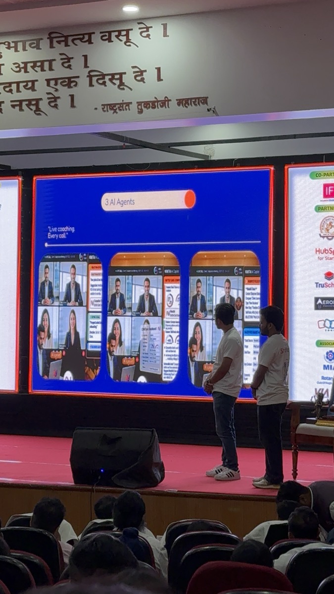 Nimitai live AI agent demo during the pitch at Innopreneurs Season 12, Nagpur