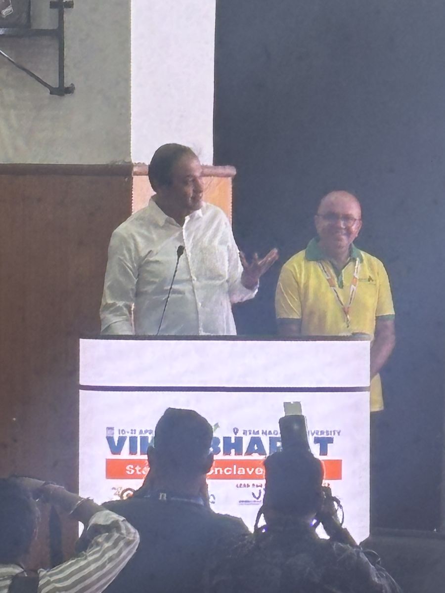 Maharashtra Education Minister Pankaj Bhoyar speaking at Viksit Bharat Conclave Nagpur at RTMNU